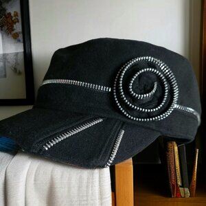 ANGELA & WILLIAM OSFA Black Wool Blend Silver Zipper Detail Newsboy Hat
